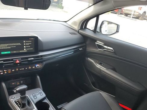 Certified 2026 Kia Sportage SX FWD image 16