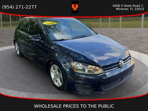 Used 2017 Volkswagen Golf Wolfsburg Edition FWD image 3