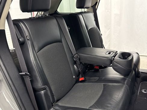 Used 2020 Dodge Journey Crossroad image 33