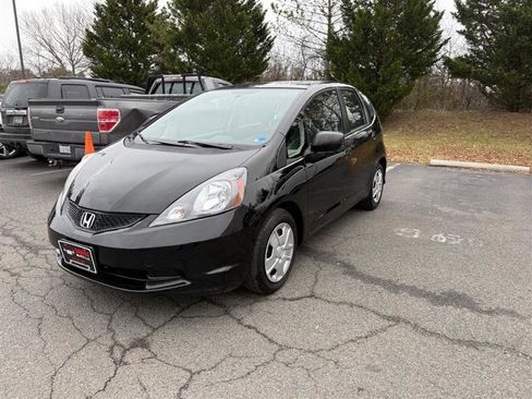Used 2013 Honda Fit image 2