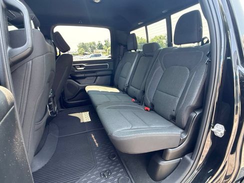 Used 2019 RAM 1500 Big Horn AWD/4WD image 9