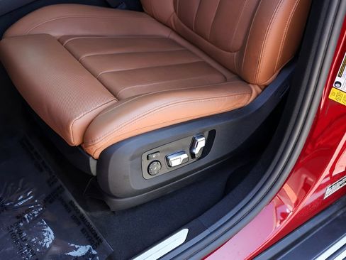Used 2021 BMW X6 sDrive40i w/ Executive Package RWD image 11