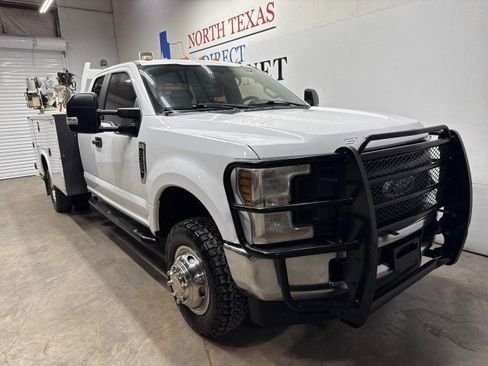 Used 2019 Ford F350 XL w/ XL Value Package image 2
