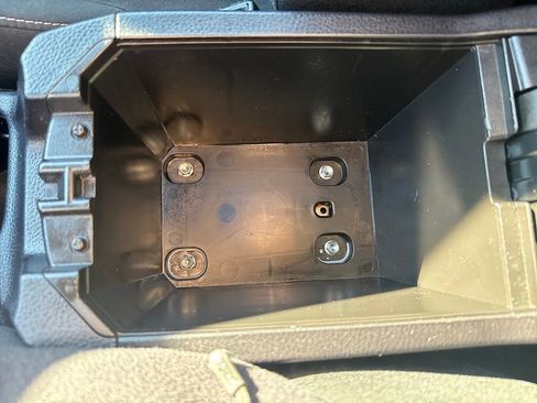 Used 2018 Toyota RAV4 XLE image 27