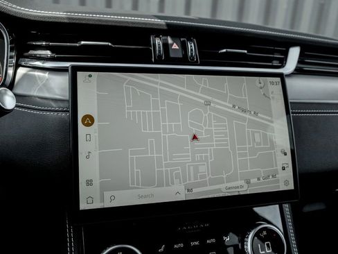 New 2026 Jaguar F-PACE R-Dynamic S image 13