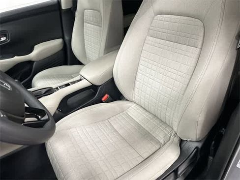 New 2026 Honda HR-V LX image 10