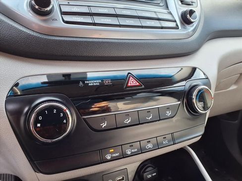 Used 2017 Hyundai Tucson SE image 7