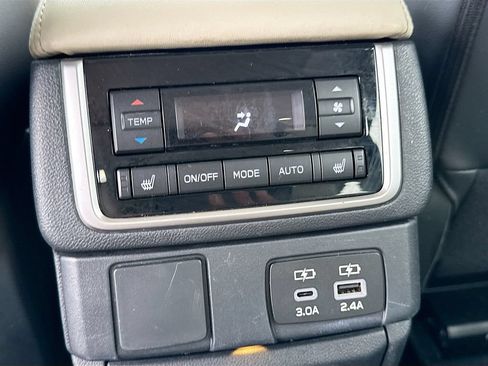 Used 2023 Subaru Ascent Limited w/ Technology Package AWD/4WD image 31