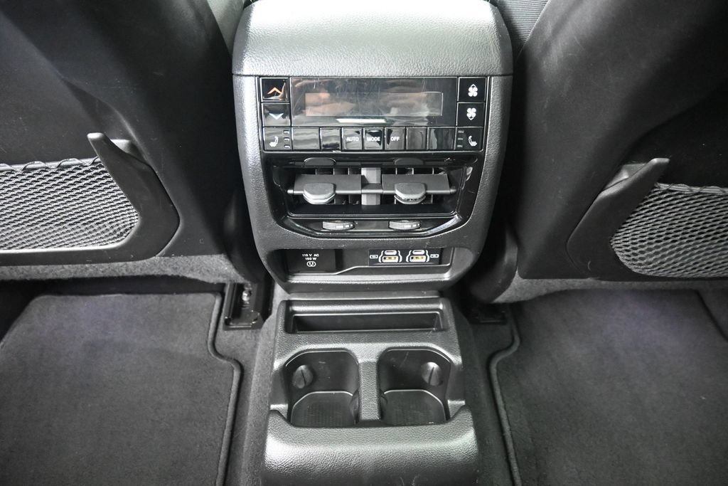 Used 2023 Jeep Grand Cherokee L Overland AWD/4WD image 28