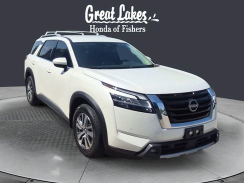 Used 2022 Nissan Pathfinder SL w/ Cargo Package AWD/4WD image 7