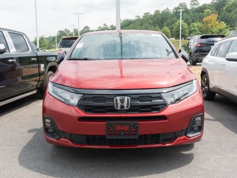 Used 2025 Honda Odyssey Sport-L image 2