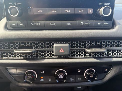 Used 2023 Honda HR-V Sport image 25