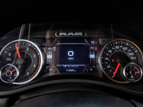 Used 2025 RAM 3500 Big Horn AWD/4WD image 19