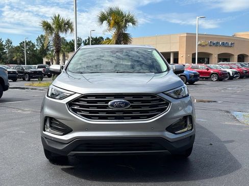 Used 2024 Ford Edge Titanium AWD/4WD image 2