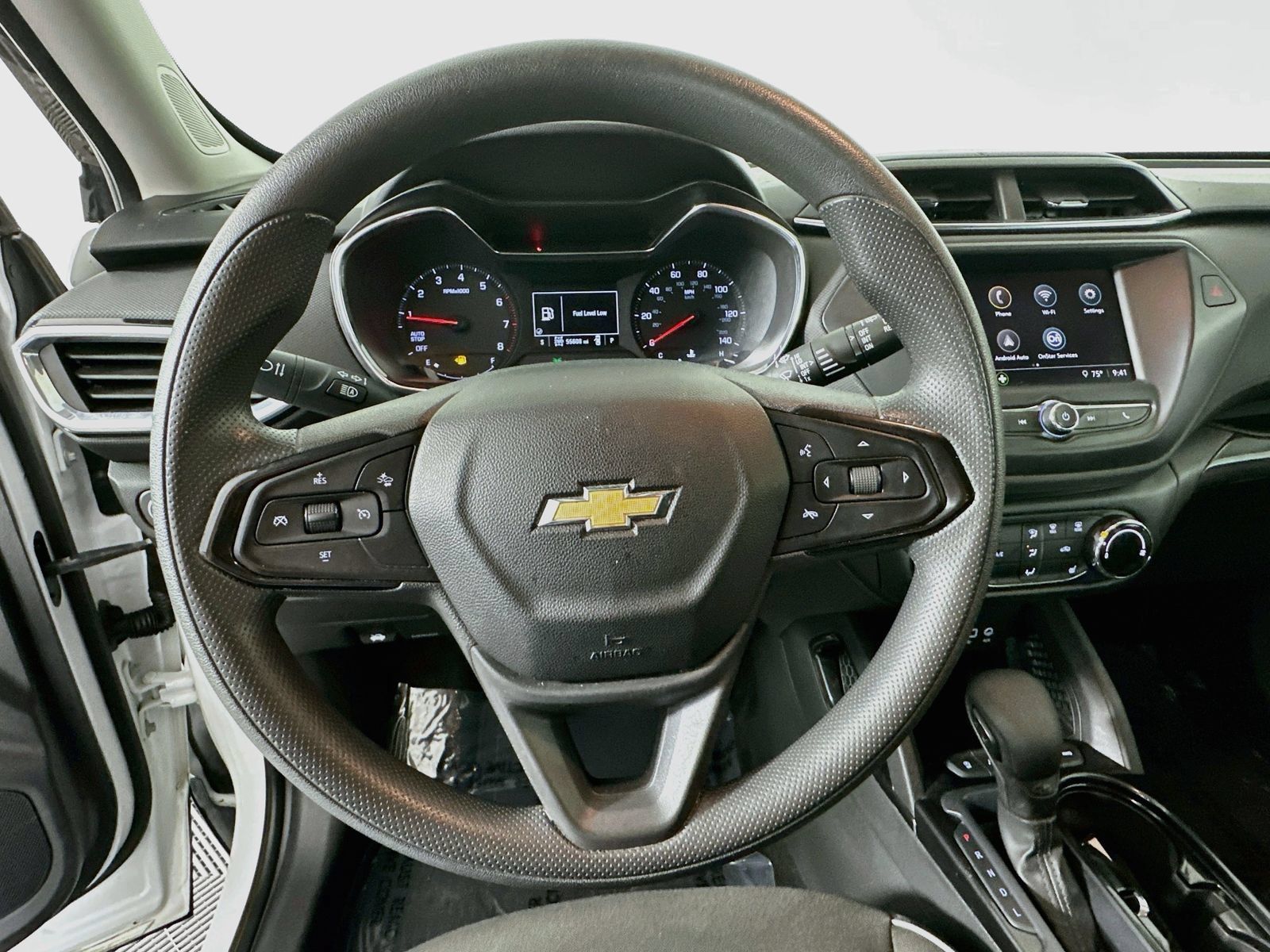 Used 2023 Chevrolet TrailBlazer LT AWD/4WD image 12