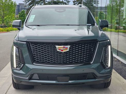 New 2026 Cadillac Escalade Sport w/ Touring Package AWD/4WD image 8