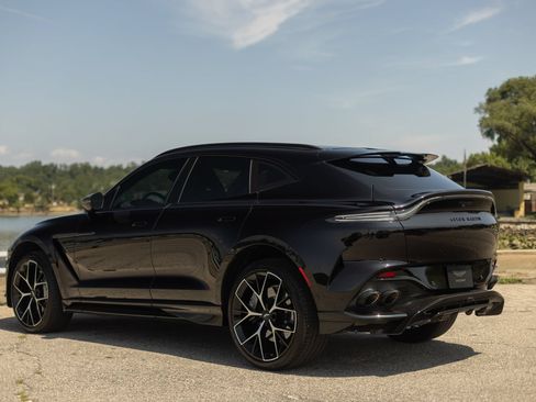 Used 2025 Aston Martin DBX 707 AWD/4WD image 51