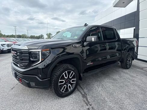 Certified 2024 GMC Sierra 1500 AT4 w/ Technology Package AWD/4WD image 3