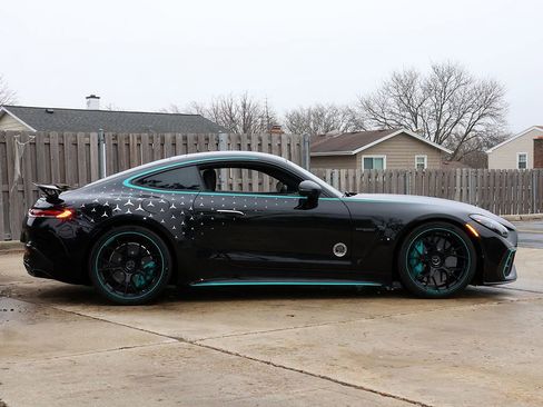 Used 2025 Mercedes-Benz AMG GT 63 image 3