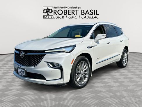 Used 2022 Buick Enclave Avenir AWD/4WD image 1