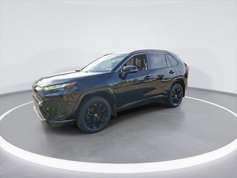 Certified 2023 Toyota RAV4 SE w/ Convenience Package AWD/4WD image 6