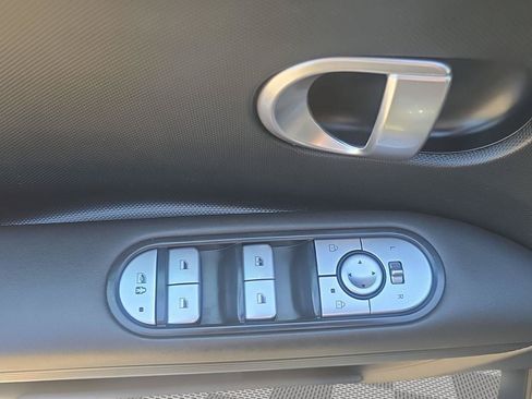 Used 2024 Hyundai Ioniq 5 SE AWD/4WD image 14