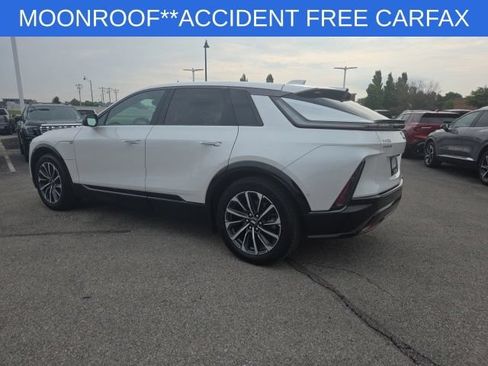 Used 2024 Cadillac Lyriq Sport RWD image 15