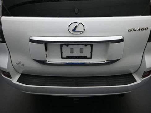 Used 2019 Lexus GX 460 Premium w/ Premium Package AWD/4WD image 11