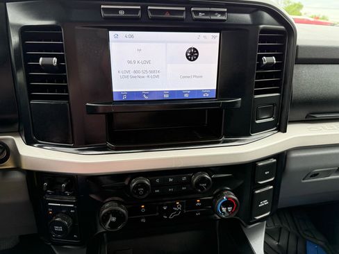 Used 2024 Ford F250 XLT w/ FX4 Off-Road Package image 27