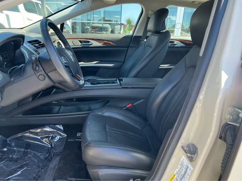 Used 2014 Lincoln MKZ Hybrid w/ Equipment Group 202A Reserve FWD image 27