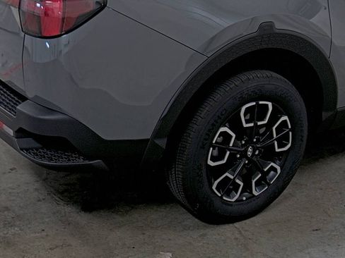 Used 2024 Hyundai Santa Cruz SEL w/ Activity Package image 12