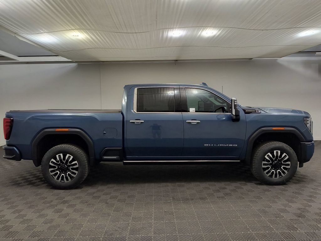 Used 2026 GMC Sierra 2500 Denali Ultimate AWD/4WD image 8