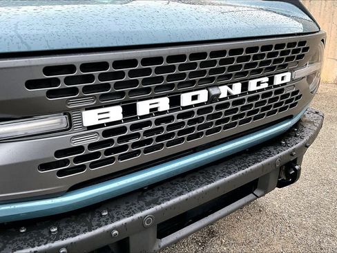 Used 2021 Ford Bronco Badlands image 29