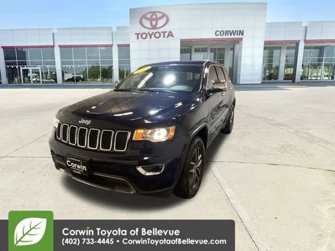 Used 2018 Jeep Grand Cherokee Limited image 4