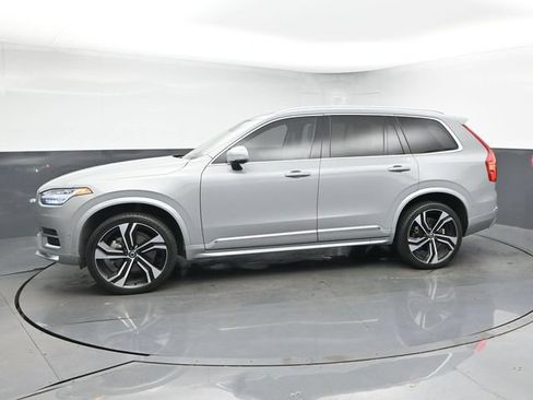 Used 2024 Volvo XC90 B6 Ultimate w/ Lounge Package AWD/4WD image 4