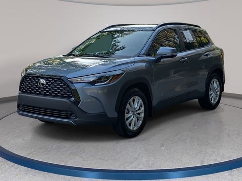 Used 2024 Toyota Corolla Cross LE w/ Moonroof Package image 1