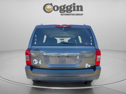 Used 2016 Jeep Patriot Sport w/ Power Value Group image 4