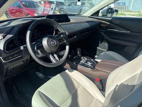 Used 2024 MAZDA CX-30 AWD 2.5 S w/ Premium Package image 10