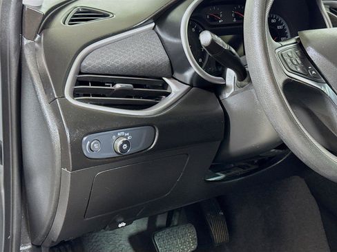 Certified 2025 Chevrolet Malibu LT FWD image 8
