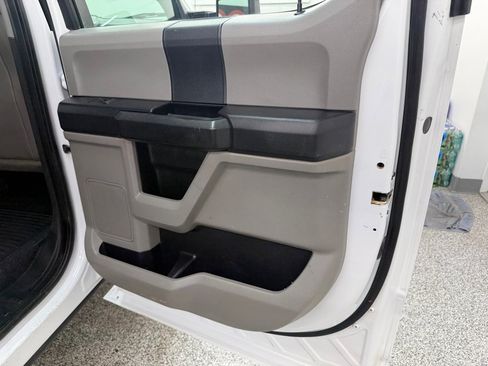 Used 2019 Ford F250 XL w/ Power Equipment Group image 16