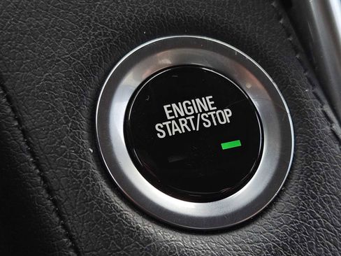 Used 2020 Cadillac Escalade Premium Luxury image 21