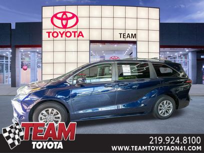 Used 2022 Toyota Sienna LE