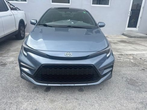 Used 2023 Toyota Corolla SE w/ SE Premium Package FWD image 2