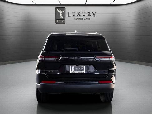 Used 2024 Jeep Grand Cherokee L Laredo image 7