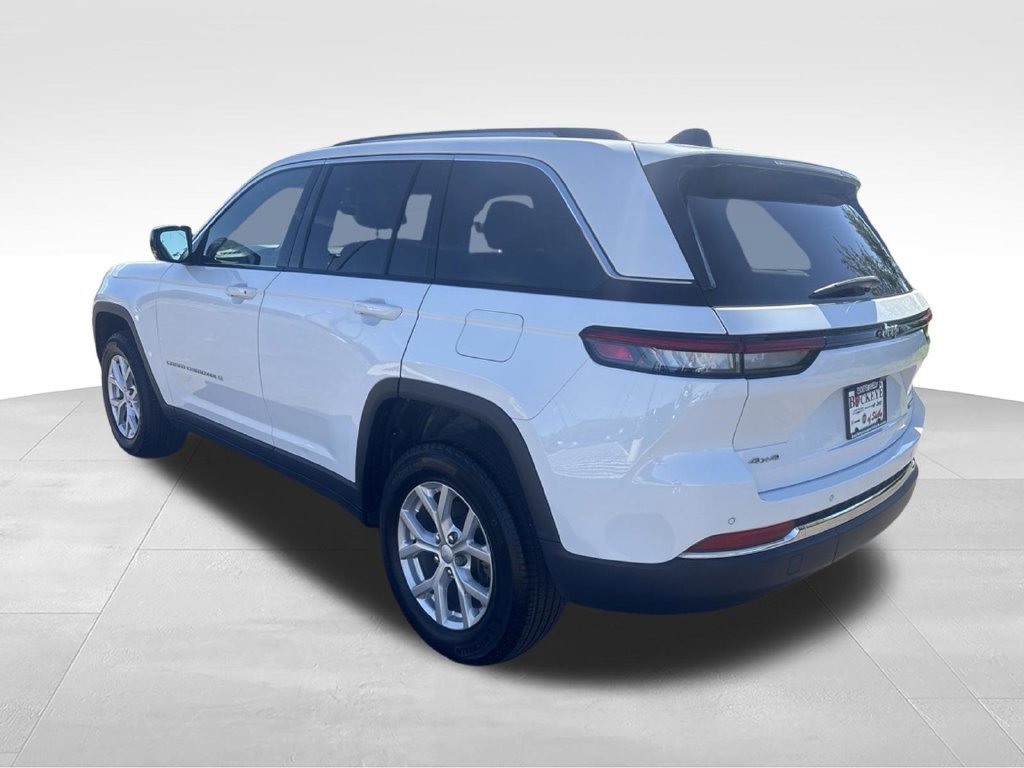 Used 2023 Jeep Grand Cherokee Limited AWD/4WD image 6