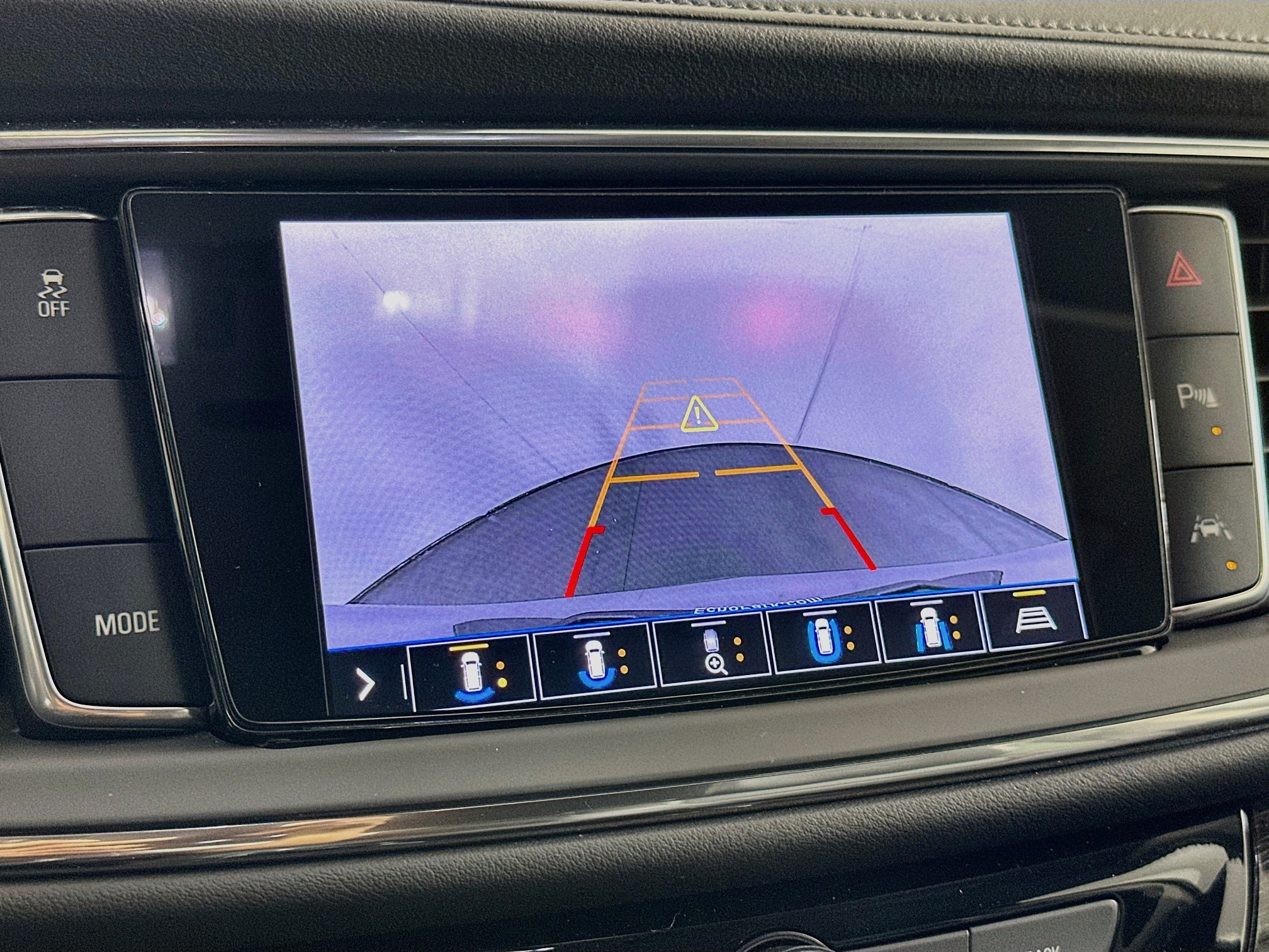 Used 2021 Buick Enclave Avenir w/ Avenir Technology Package FWD image 23