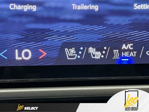 Used 2026 Chevrolet Equinox EV RS w/ Convenience Package II AWD/4WD image 22