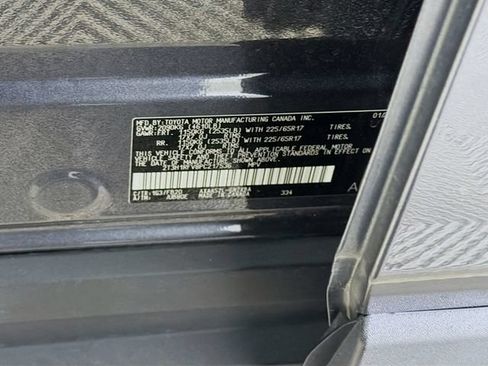 Used 2023 Toyota RAV4 LE FWD image 31