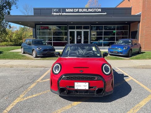Used 2023 MINI Cooper S image 2