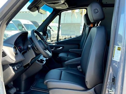 New 2024 Mercedes-Benz Sprinter 2500 image 19